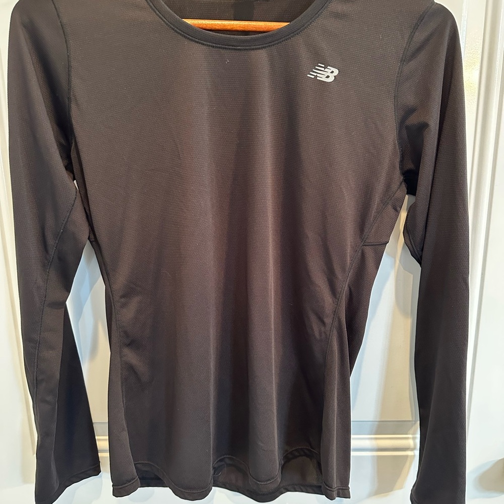 New Balance Dri Fit Women's Black Long Sleeve Tee